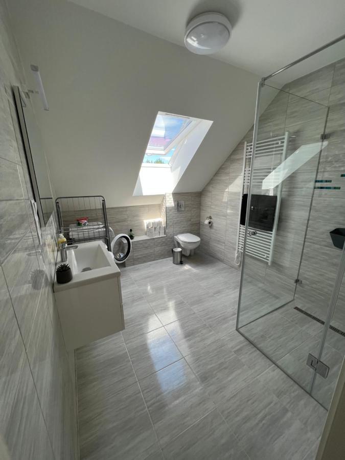 Janhaz Apartman Revfueloep ภายนอก รูปภาพ